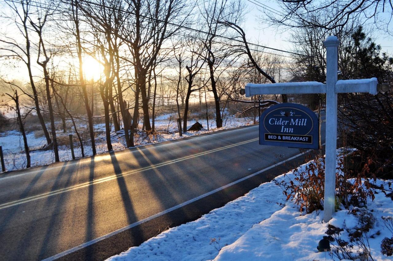 winter-road-near-cider-mill.jpg